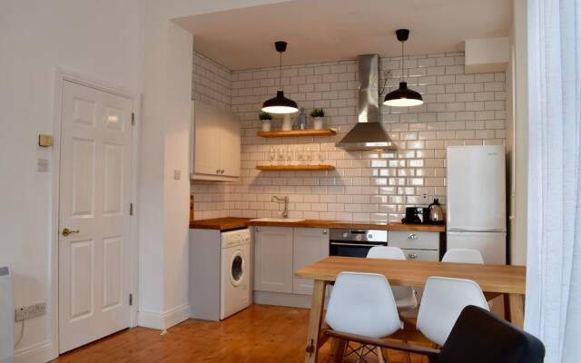 Central Dublin 2 Bedroom Flat