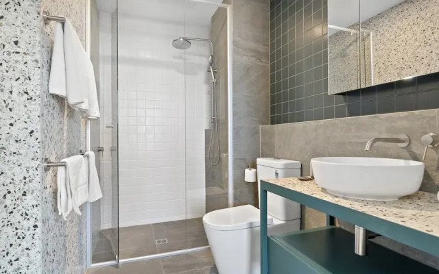 Ground Floor Apartment With Private Courtyard