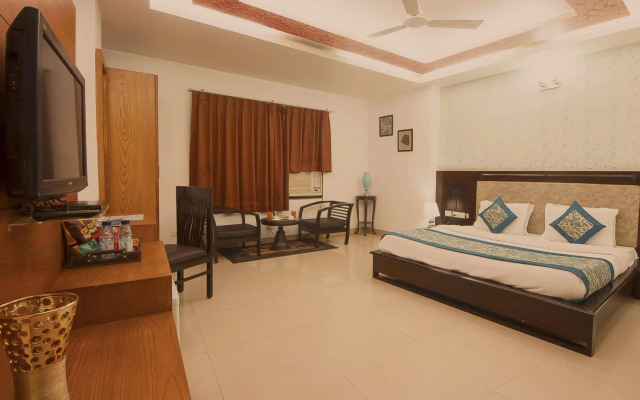 Hotel Delhi 37