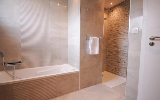 Le Matignon - Design apartment facing Lake Annecy