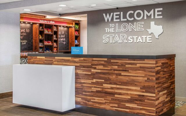 Hampton Inn & Suites-Dallas Allen