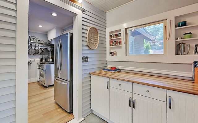 2805 23rd Ave W Home