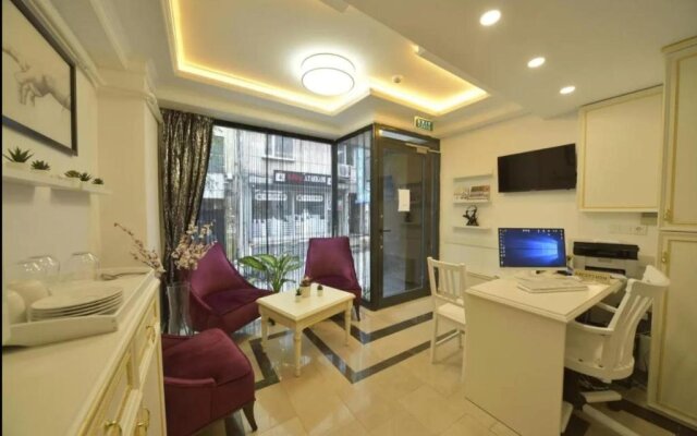 Lika Hotel - Standard Double or Twin Room in Istanbul