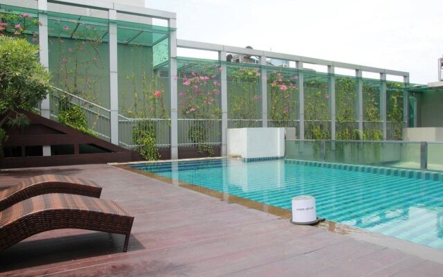 Sparks Life Jakarta, ARTOTEL Curated