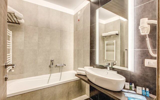 Hotel Warmthotel