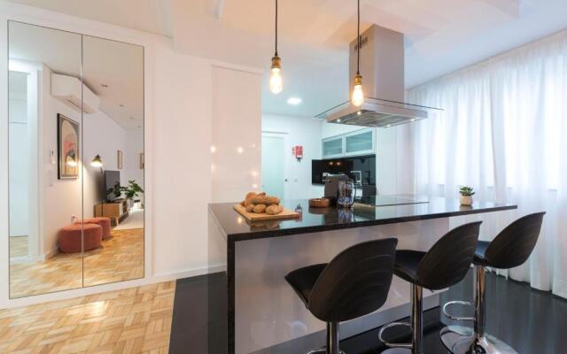 Bruno'S Downtown Apartment