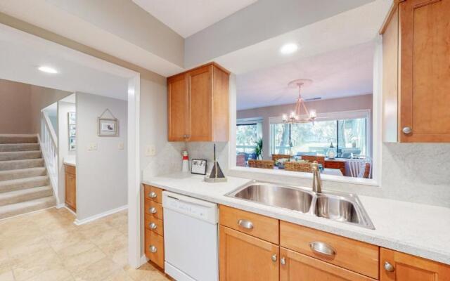 903 Inverness Village