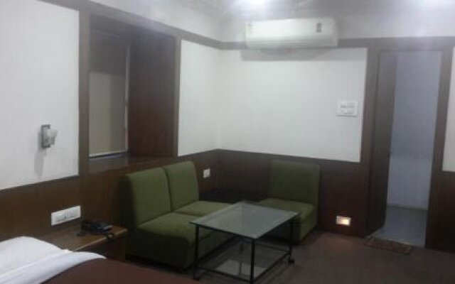 Jk Rooms 113 Shivani-Nr Airport-Rajiv Nagar