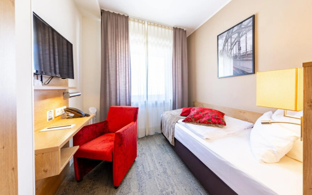 Maingau Hotel