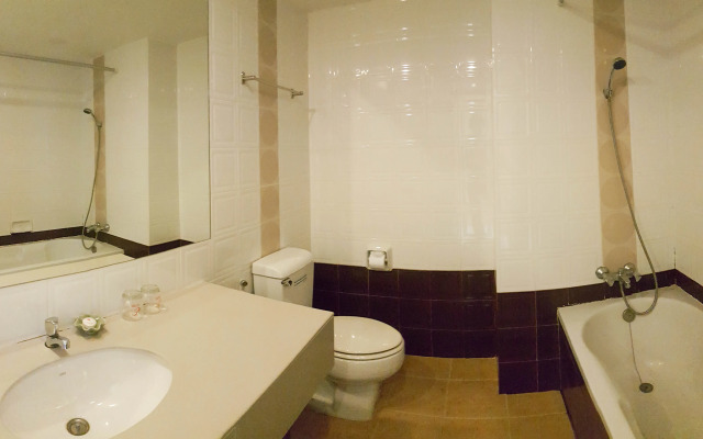 Eastiny Plaza hotel