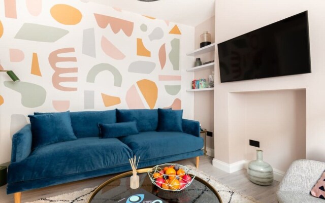 The Carol Street Escape - Modern 3bdr Home in Camden