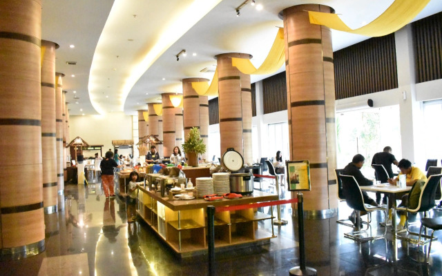 Lorin Sentul Hotel