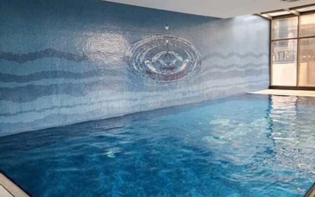 The Perfect Residence Taksim 1+1 Pool Gym Sauna