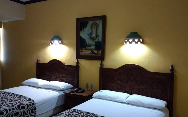 Hotel Suites Flamboyanes