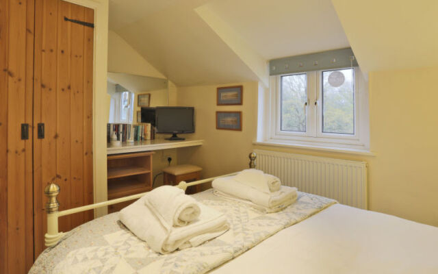 Holiday Home Briar Cottage