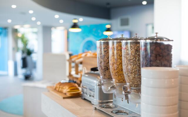 Holiday Inn Express Paris - Velizy by IHG