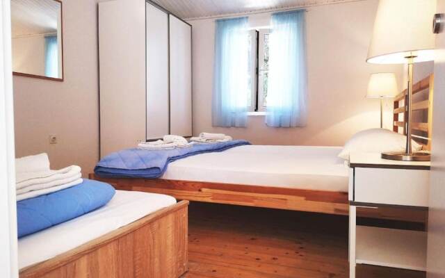 Lumbarda Resort Apartments