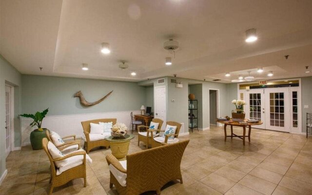Naples Garden Inn