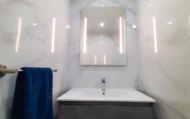 Sea Breeze Central, 2bed