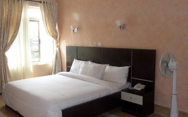 Top Rank Hotel Galaxy