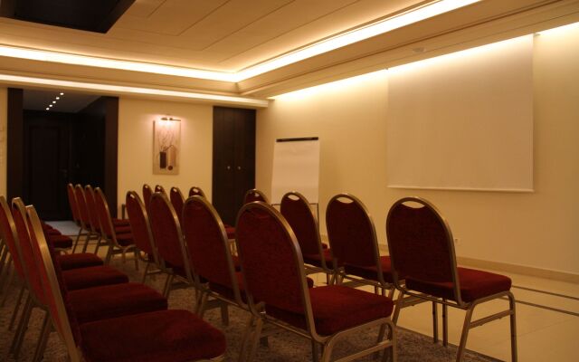 Markazia Suites