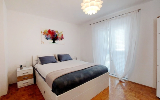 Apartment Korni