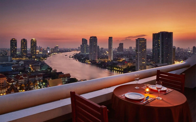 Centre Point Plus Hotel Silom