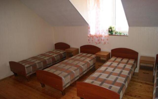 Guest House Romanovykh Victoria