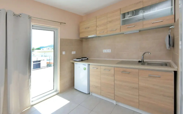 Happy Days Home Apartment and Studio