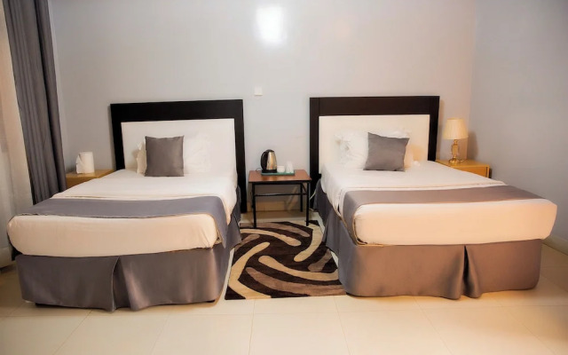 Romalo Hotel & Apartments