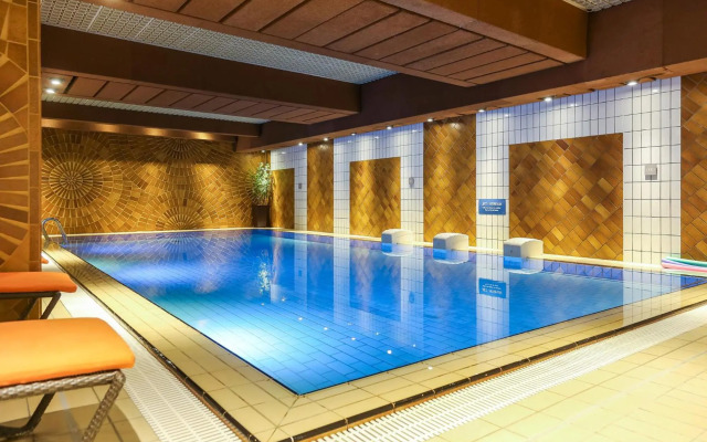 Le Royal Hotels & Resorts
