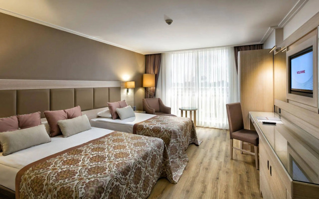 Miracle Resort Hotel - All Inclusive