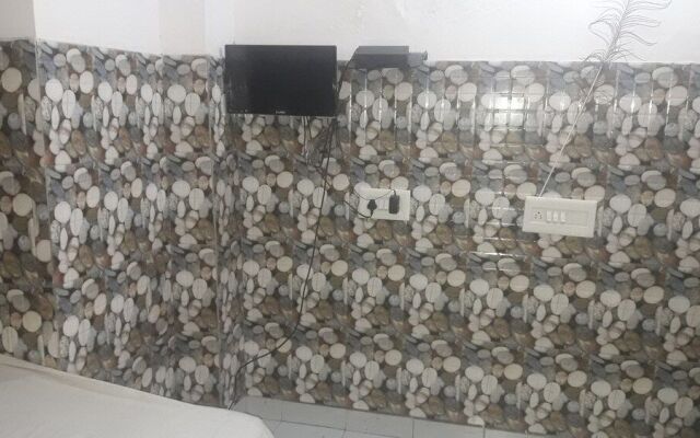 Rajdhani guest house