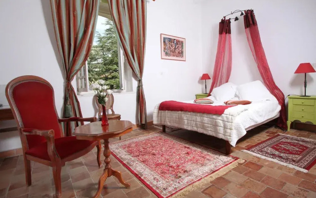 Villa Aimee Luxury Apartments With Heated Pool