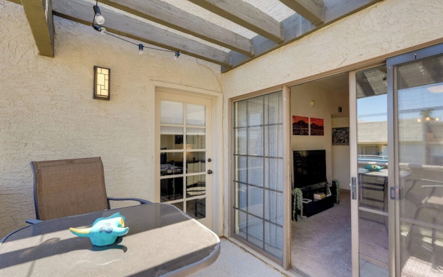 Scottsdale Condo ~ 1 Mi to Spring Training!