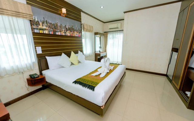 Bander Hotel