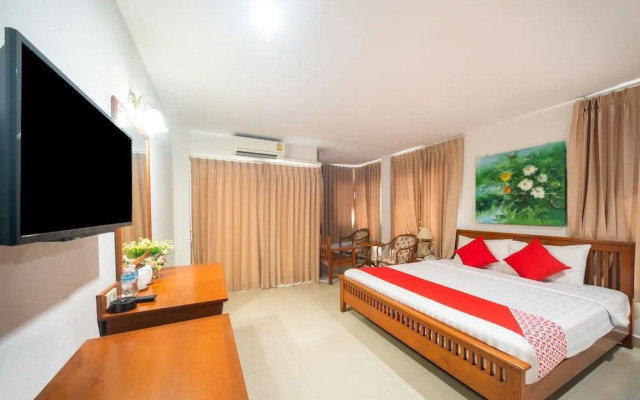Dee Viking Hotel Patong