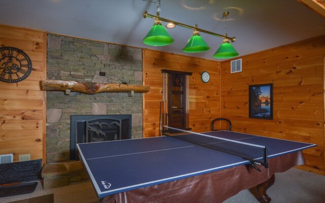 Bear Necessity 4 Bedroom House