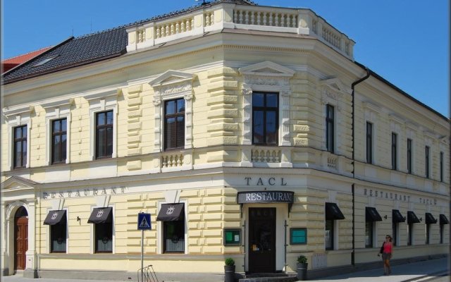 Hotel Tacl