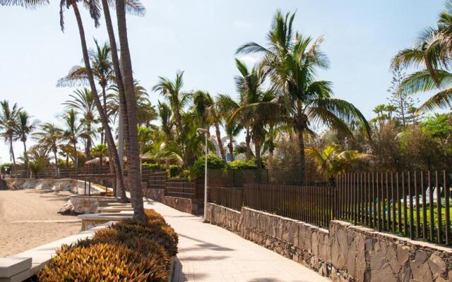 Beach View 12 by VillaGranCanaria