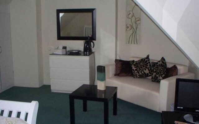 Dalesway Hotel