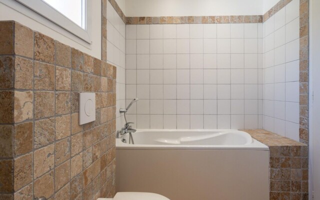 Villa in Montbrun With Pool and Mountain Views