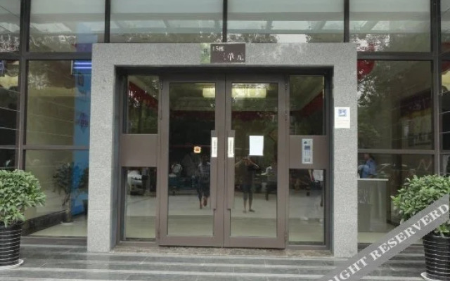 Yaju Chain Hotel Xi'an Nanshaomen Zhongmao Square
