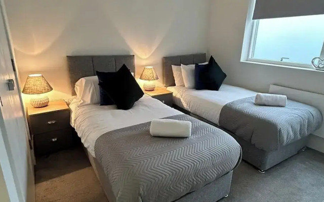 Luxury 1-bed Town Centre South Stevenage