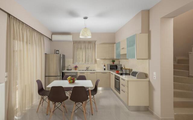 La Maisonette - 4 bedroom villa near the beach