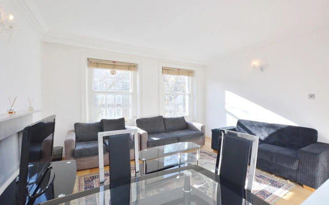 15 Beaufort Gardens Apartments