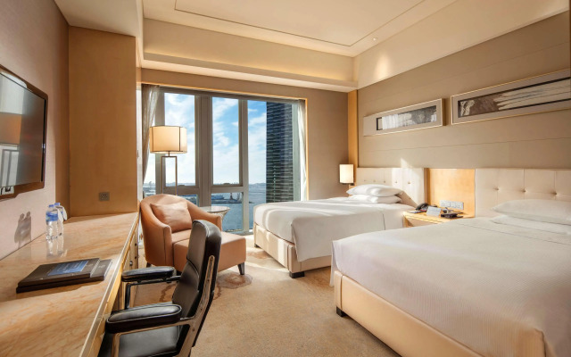 Hilton Dalian