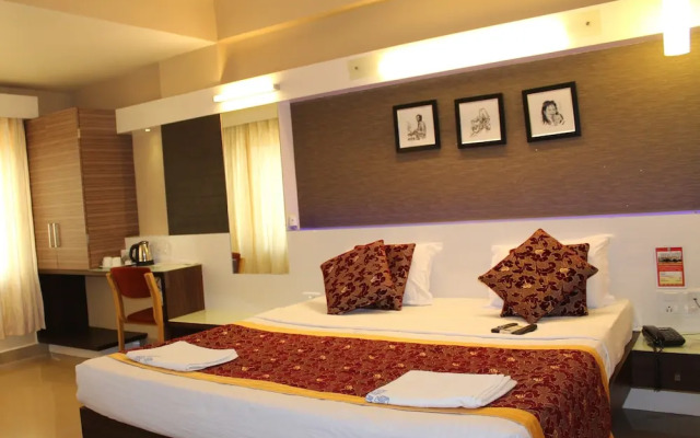 Hotel Pooja International