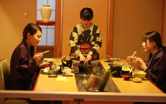 Hana no Onsen Hotel Ginsyo