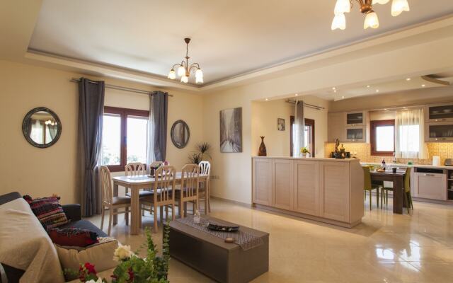 Countryside Cretan Villa